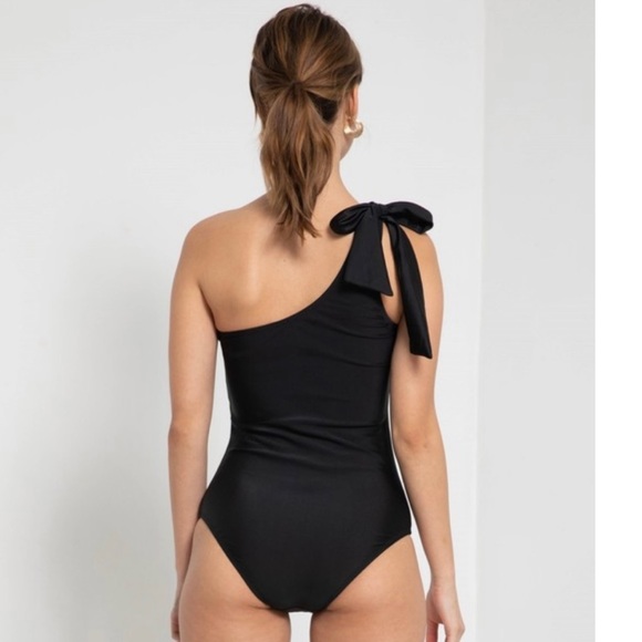 CHLOE SWIMWEAR - Picture 4 of 4